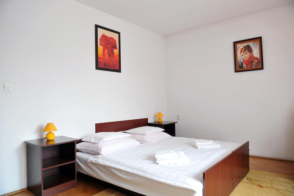 Hotel Krystyna Krakov Pokoj fotografie